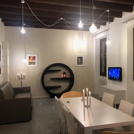 Al Castello * فيرونا
